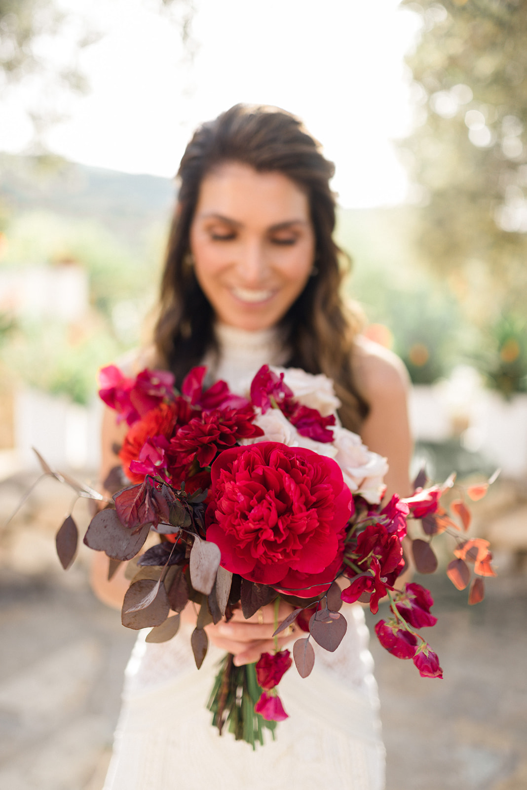 Where Nature Meets Forever - Surrounded by nature, among olive trees and open skies, this farm wedding was a celebration of simplicity and timeless love. Earthy tones, airy florals, and a warm sense of elegance created an authentic atmosphere, where every detail felt naturally placed , just like their love. - Photo 6